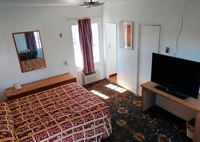 Highland Tower Motel